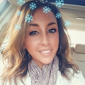 Meet your Posher, Alicia